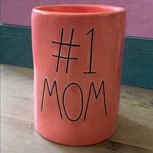 Rae Dunn Pink  #1 Mom Candle NWT